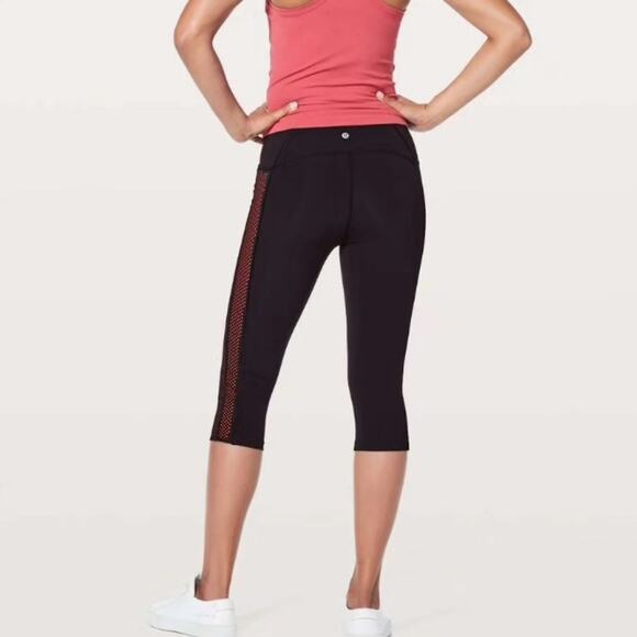 Lululemon Get Your Peek On Crop Legging - Picture 2 of 9